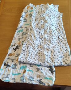 6 Sleeping bags + 4 free