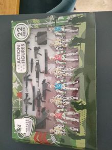 soldiers