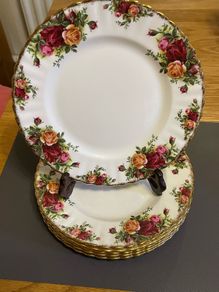 Breakfast Plates Royal Albert Old Country Roses Bone China