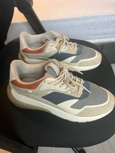 Cream/White Zara Trainers