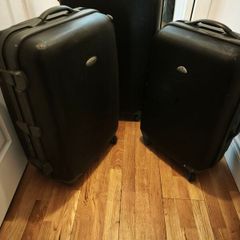Samsonite luggage suitcase