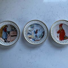 Set of 3 Bing & Grondahl Carl Larsson Porcelain Wall Plates Denmark