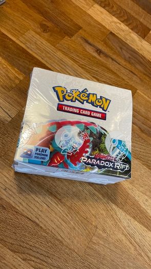Pokemon Booster box