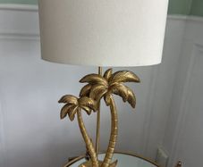 2 gold lamps