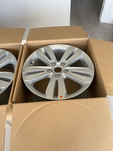 Kia  Sportage Alloys 17
