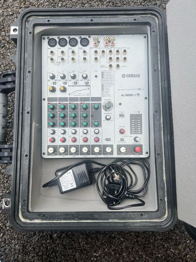 Yamaha mixing desk