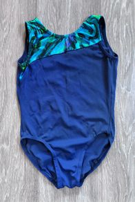 leotard / swimming togs size 30 / 9-10yrs