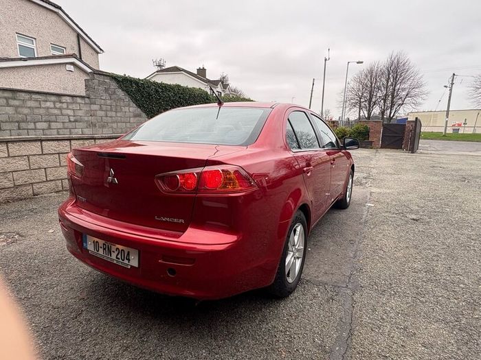 Mitsubishi Lancer