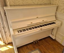 Piano, Yahama U1
