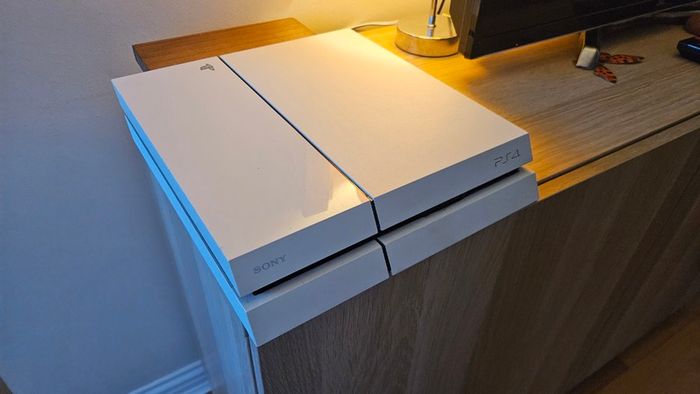 PS4 white - 1TB