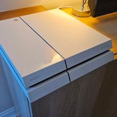 PS4 white - 1TB