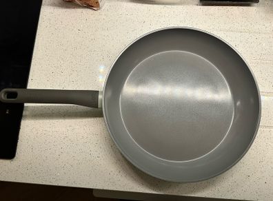 Ceramic frying pan BergHOFF Leo J24 - sage