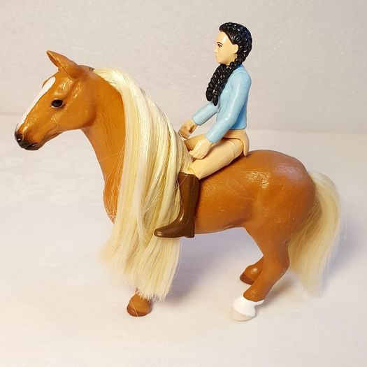 Fantastic Bundle Schleich Horses, Riders & Jumps