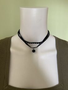 Black choker necklace-crochet
