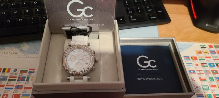 GC Diver Chic Diamond Watch GC 01500M1 in White