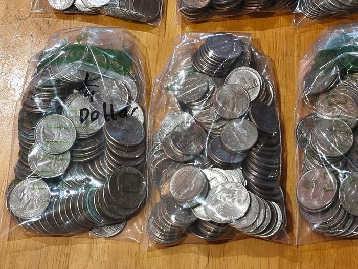 Bulk US Coins 2.9KG Mixed Lot of over 750 Coins Circulated