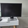 Dell 22 inch Monitor Image 3