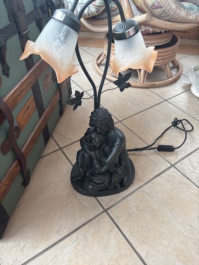 Bronze effect lovers table lamp