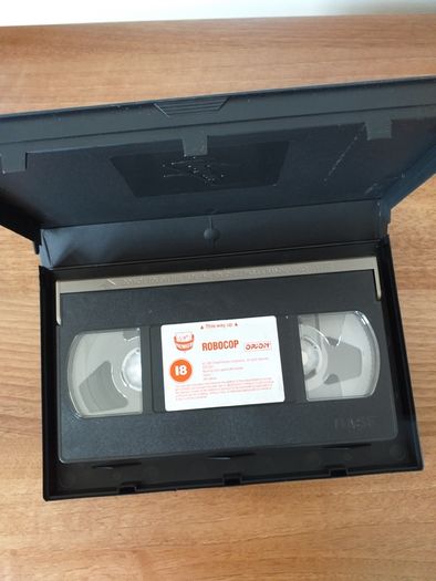 ROBOCOP VHS Pal Video Cassette Tape 1987 Virgin/Orion Release Take A Look At What This VHS Tape Would Cost You Back In 1987 ( Last Price Lower)