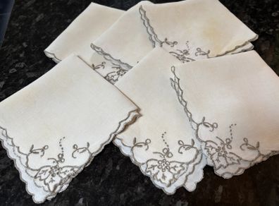 Vintage Set of 6 Embroidered Napkins