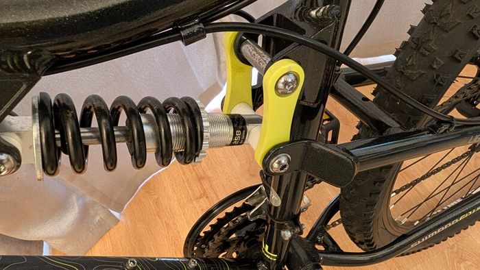 Mountainbike Apollo Gradient Mens Mountain Bike 17 Frame  Like New Condition RRP Euro 362