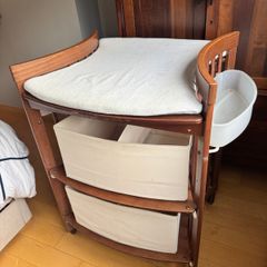 Stokke Changing table and cot in warm brown colour