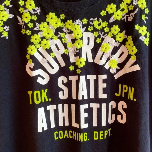 Superdry Floral Logo T-Shirt Size S BRAND NEW
