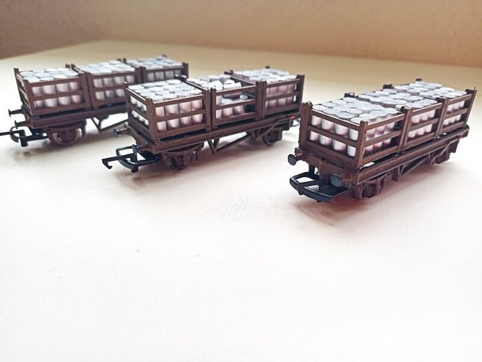 Model  Railway Irish Guinness Wagons