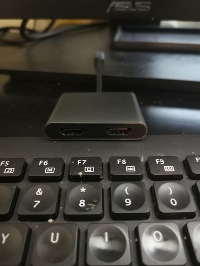 USB-C  to 2 x HDMI Docking station