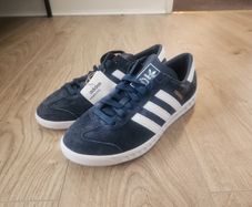 Adidas Hamburg real sued shoes size 9 UK 43EU new with tags no box