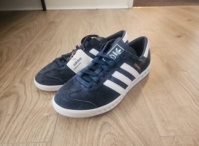Adidas Hamburg real sued shoes size 9 UK 43EU new with tags no box