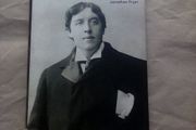 Biography: Oscar Wilde