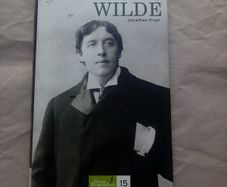 Biography: Oscar Wilde