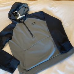 Junior Black grey hoodie Under Armour 11 12 13