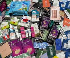 Bargain travel makeup, skin and haircare and more  bundle new