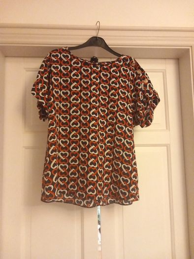 Top River Island