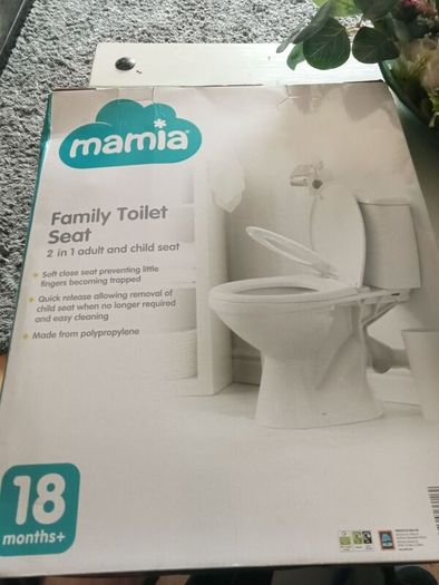 Family toilet seat