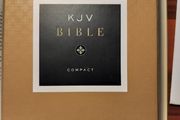 KJV Holy Bible: Compact, Brown Leathersoft, Comfort Print: King James Version (Maclaren Series): Holy Bible, King James Version
