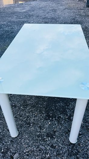 Table dining