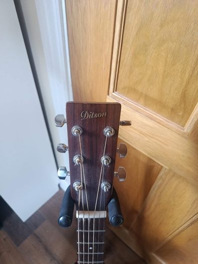 acoustic guitar