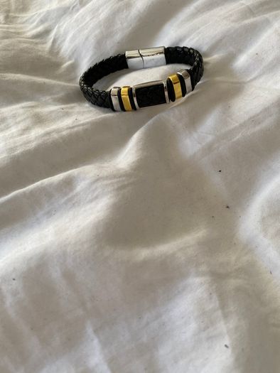Leather bracelet