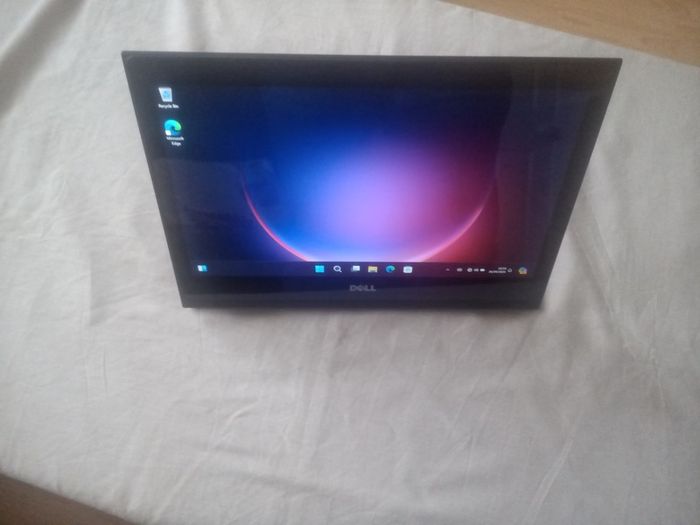Dell  Latitude 2 in 1 3390 Touchscreen