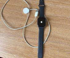 Apple watch series 5 44mm gps