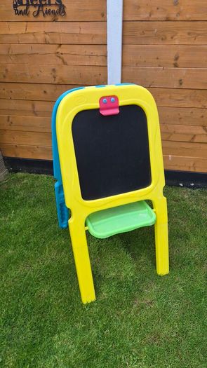 Kids Easel