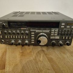 Yaesu  FT736R UHF/VHF All mode radio transceiver.