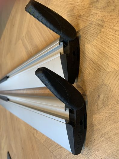 Thule roof bars 140cm