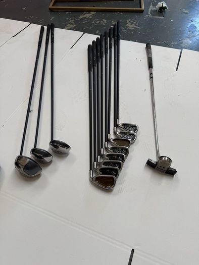 set golf clubs