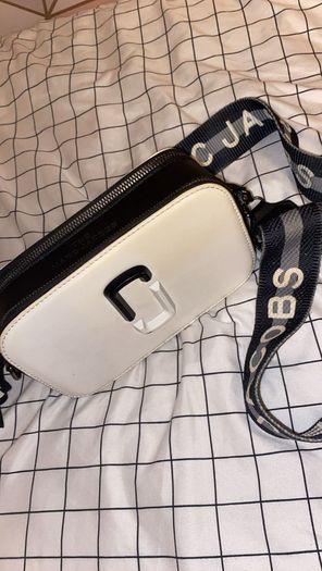 Marc jacobs crossbody bag