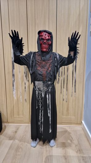 Halloween costume