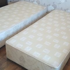 RESPA Sprung bases for a single bed